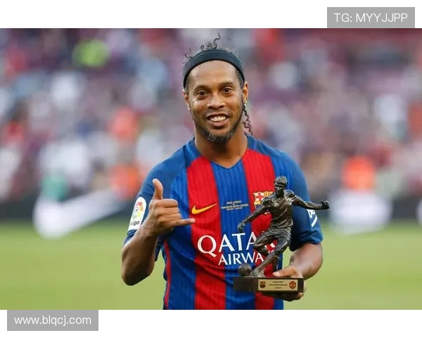 探寻足球传奇Ronaldo的辉煌历程与成就解析